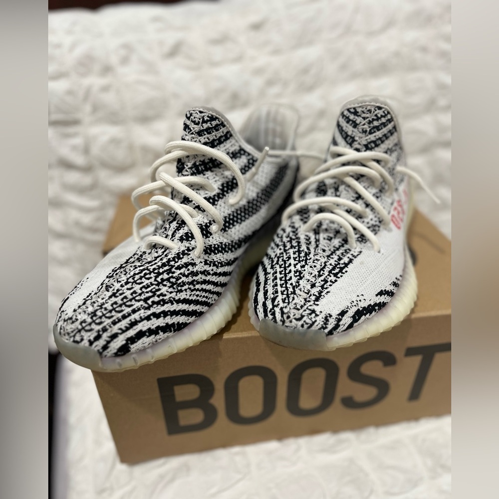 YEEZY BOOST 350 V2 ZEBRA 
Black and White Adidas Shoes. 

SOLD!